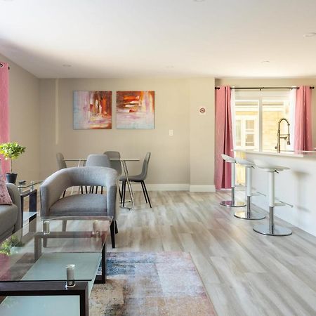 Entire 2 Bedroom Apartment Downtown - U2 Kitchener Eksteriør billede