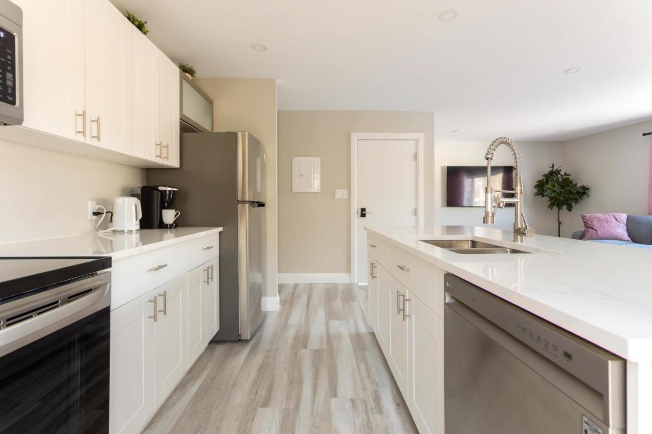 Entire 2 Bedroom Apartment Downtown - U2 Kitchener Eksteriør billede
